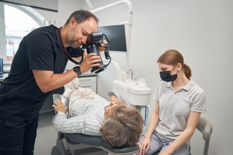Dentysta – nowoczesne metody leczenia i profilaktyki jamy ustnej